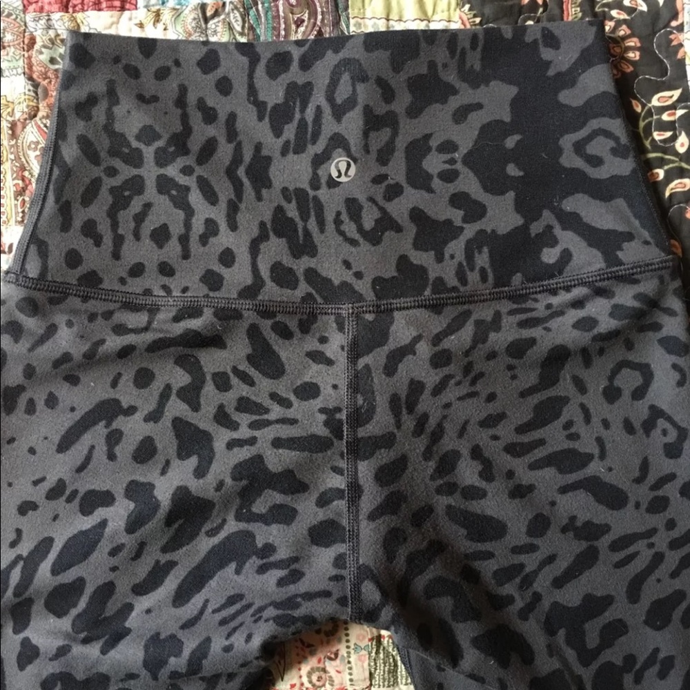 *SOLD**Lululemon leggings size 4 full length